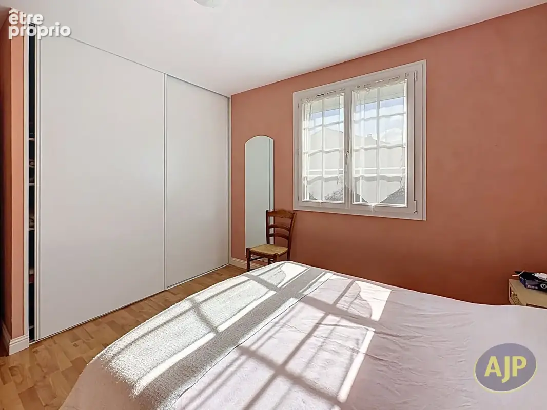 Maison Saint Urbain 5 pièces - photo 9