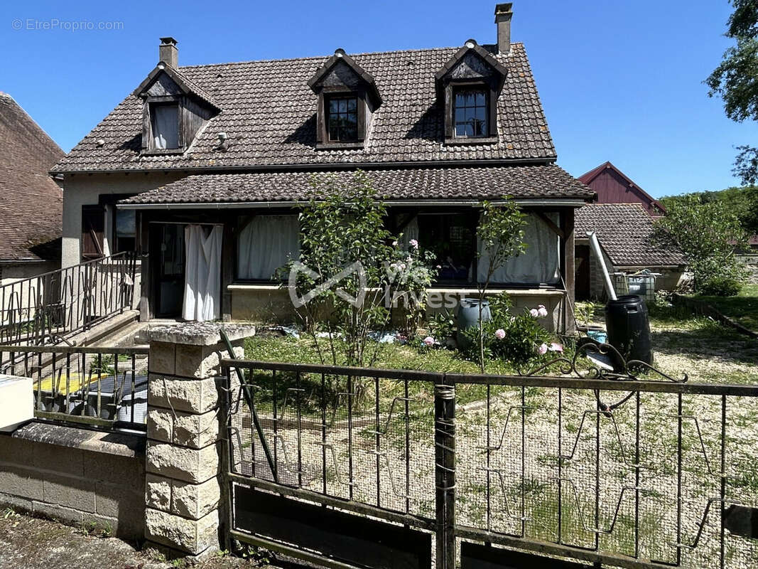 Maison à PERCENEIGE