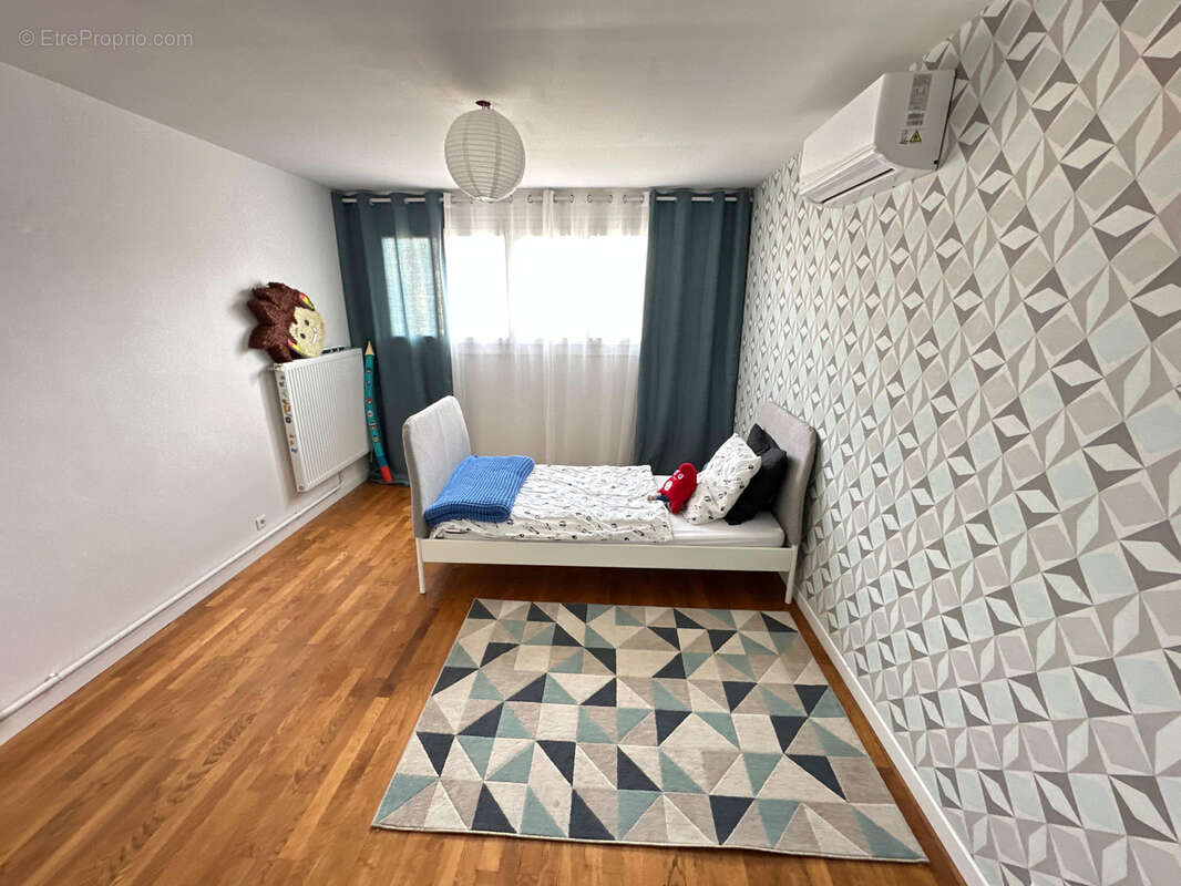 Maison à COURCOURONNES