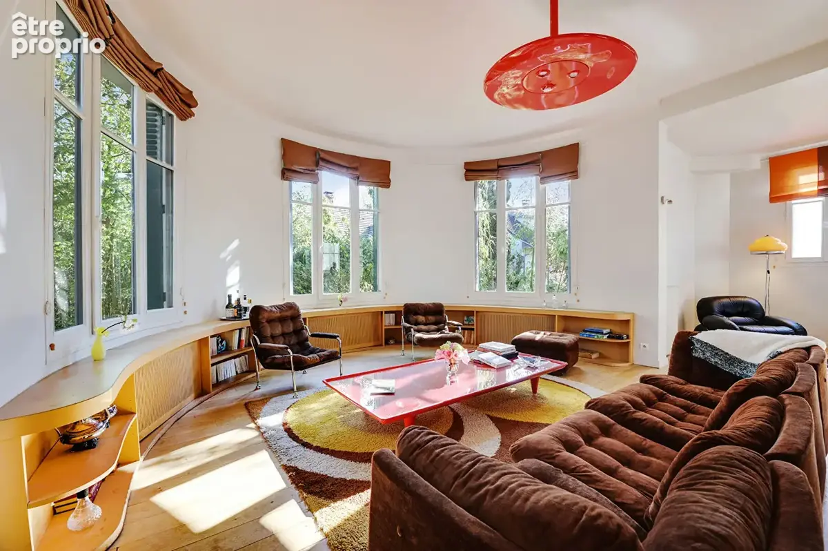 Chaville Rive Droite  Maison 1930 au cachet préservé  de 310 M² - photo 5