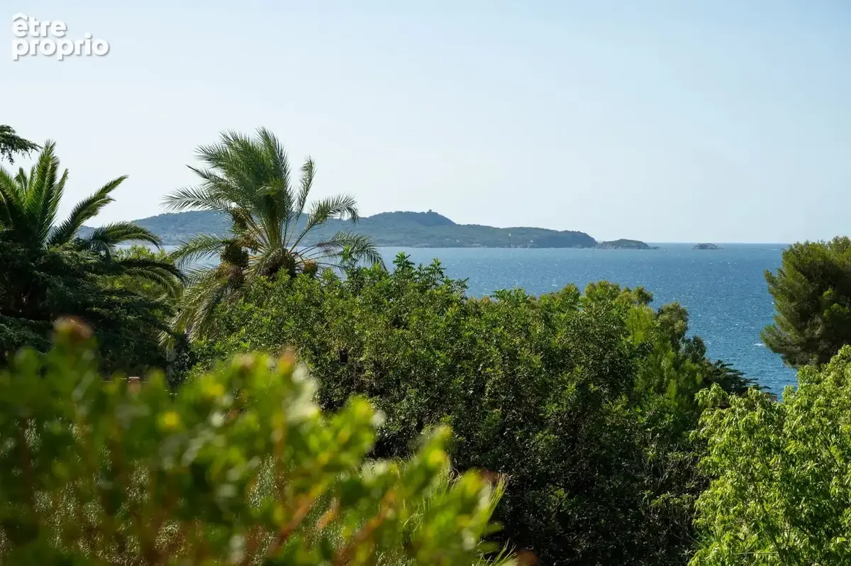 Photo Maison à Carqueiranne au prix de 1 950 000€