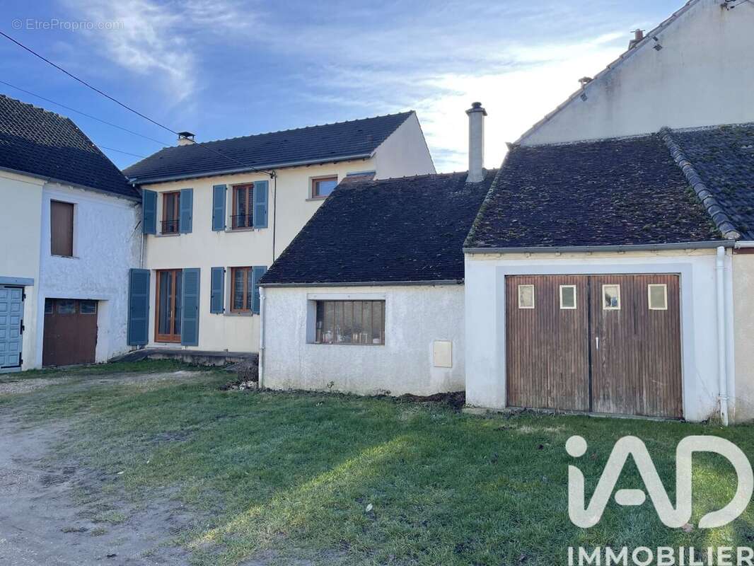 Photo 3 - Maison à JOUY-SUR-MORIN