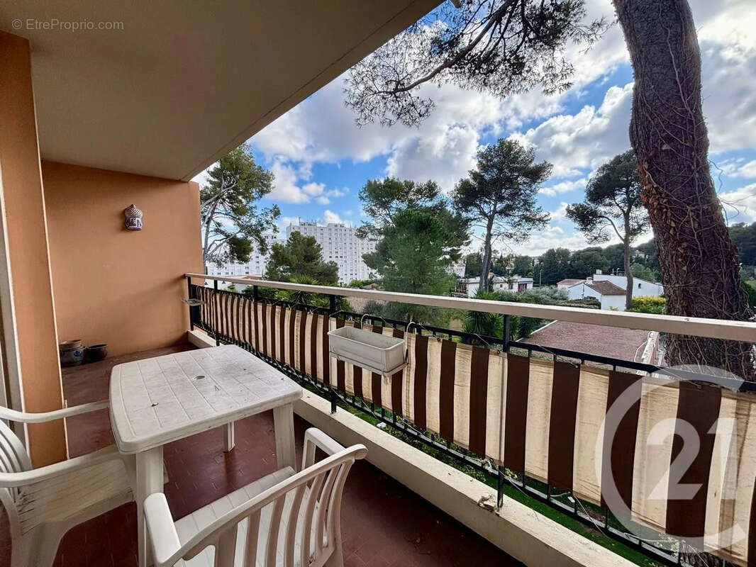 Appartement à LE CANNET