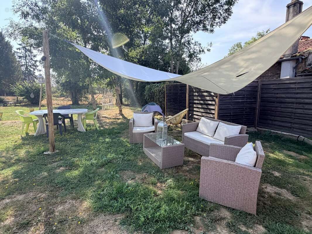 Quatre chambres, grande maison familiale, très bien rénovée - photo 18