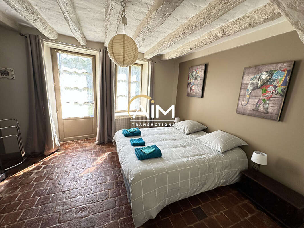 Maison à POCE-SUR-CISSE