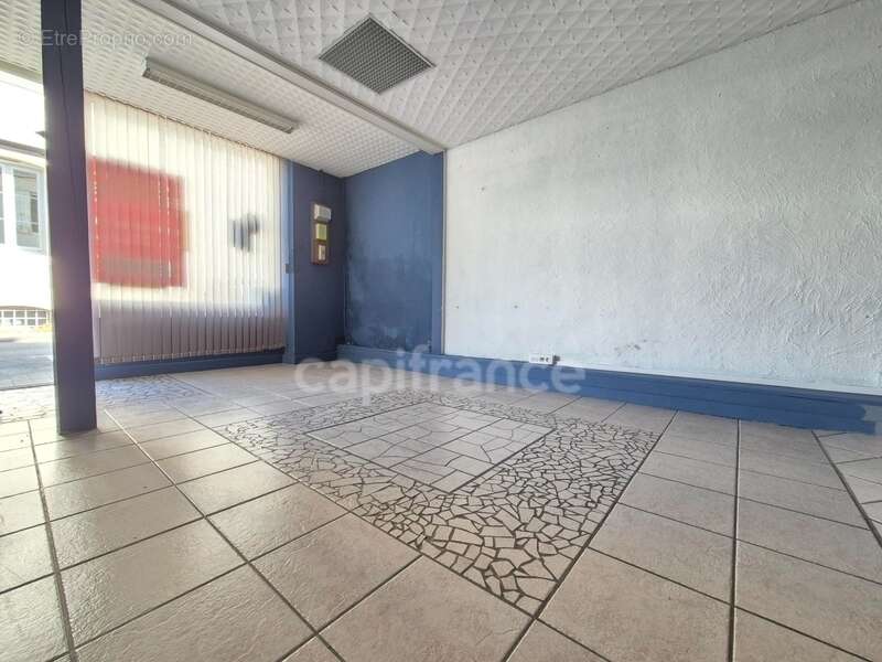 Local commercial/bureau à vendre SAUJON (17) - photo 3