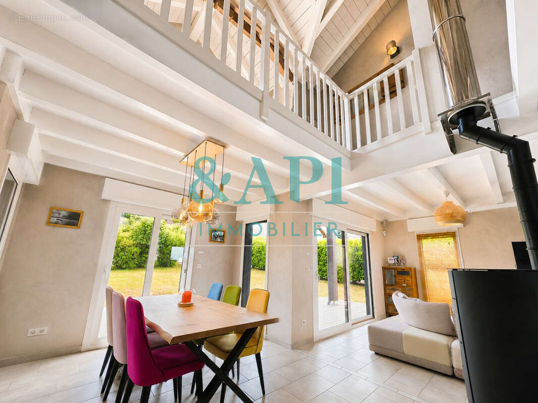 Maison à ALLINGES
