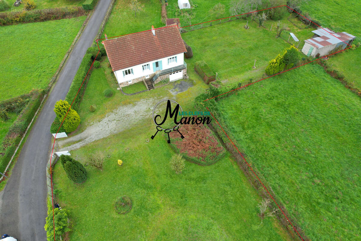 Maison à SAINT-SORNIN-LEULAC