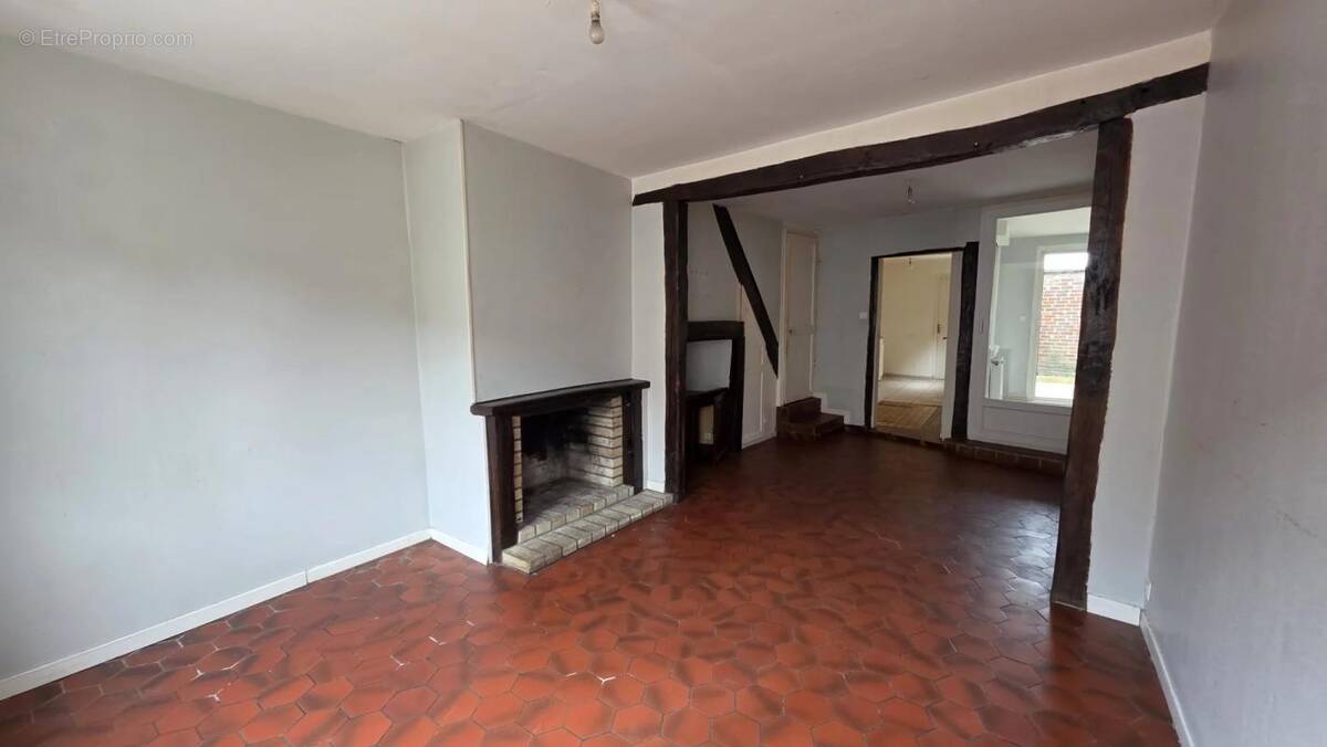 Maison à GRANDVILLIERS