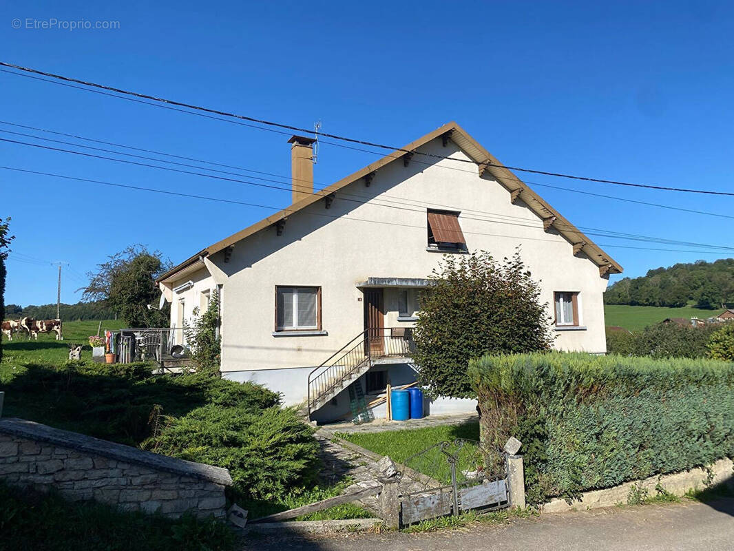 Maison à OUHANS