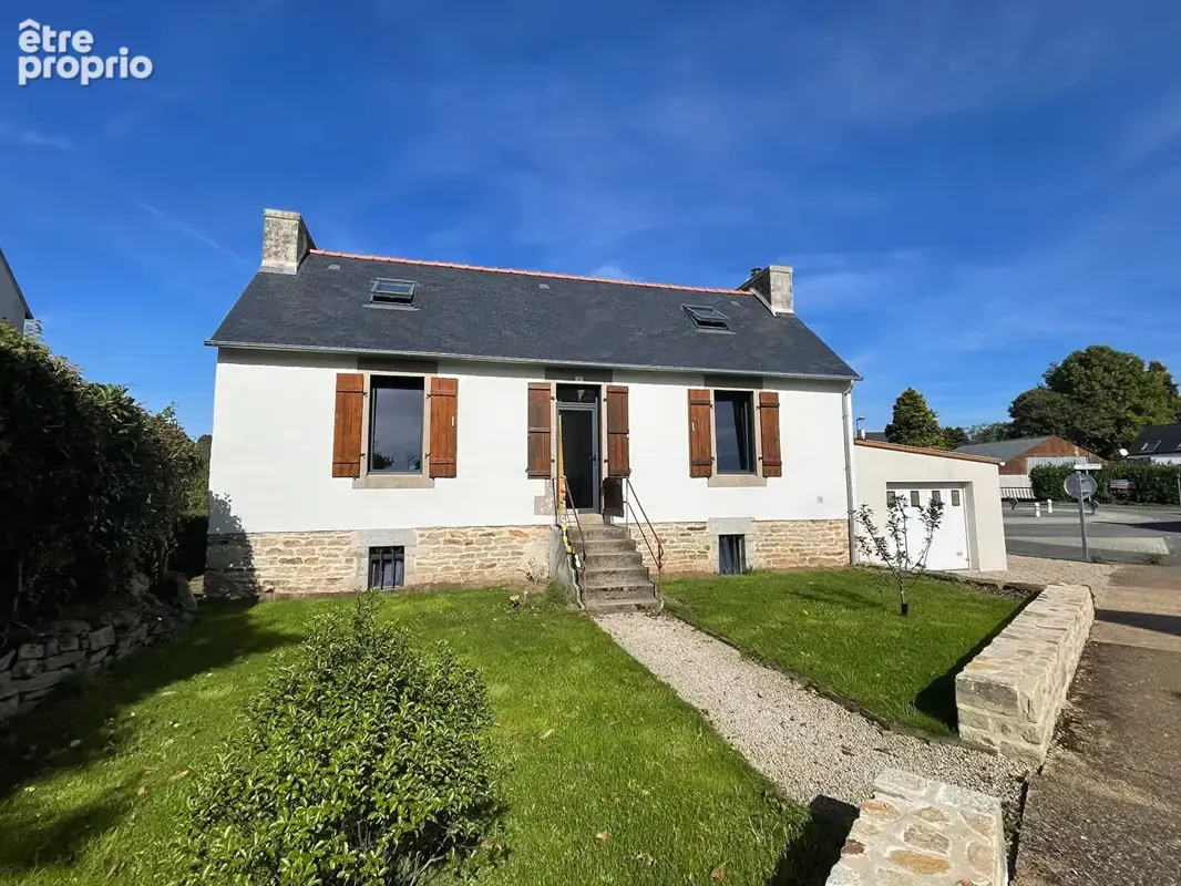 Maison en pierres rénovée à Plomelin - photo 1