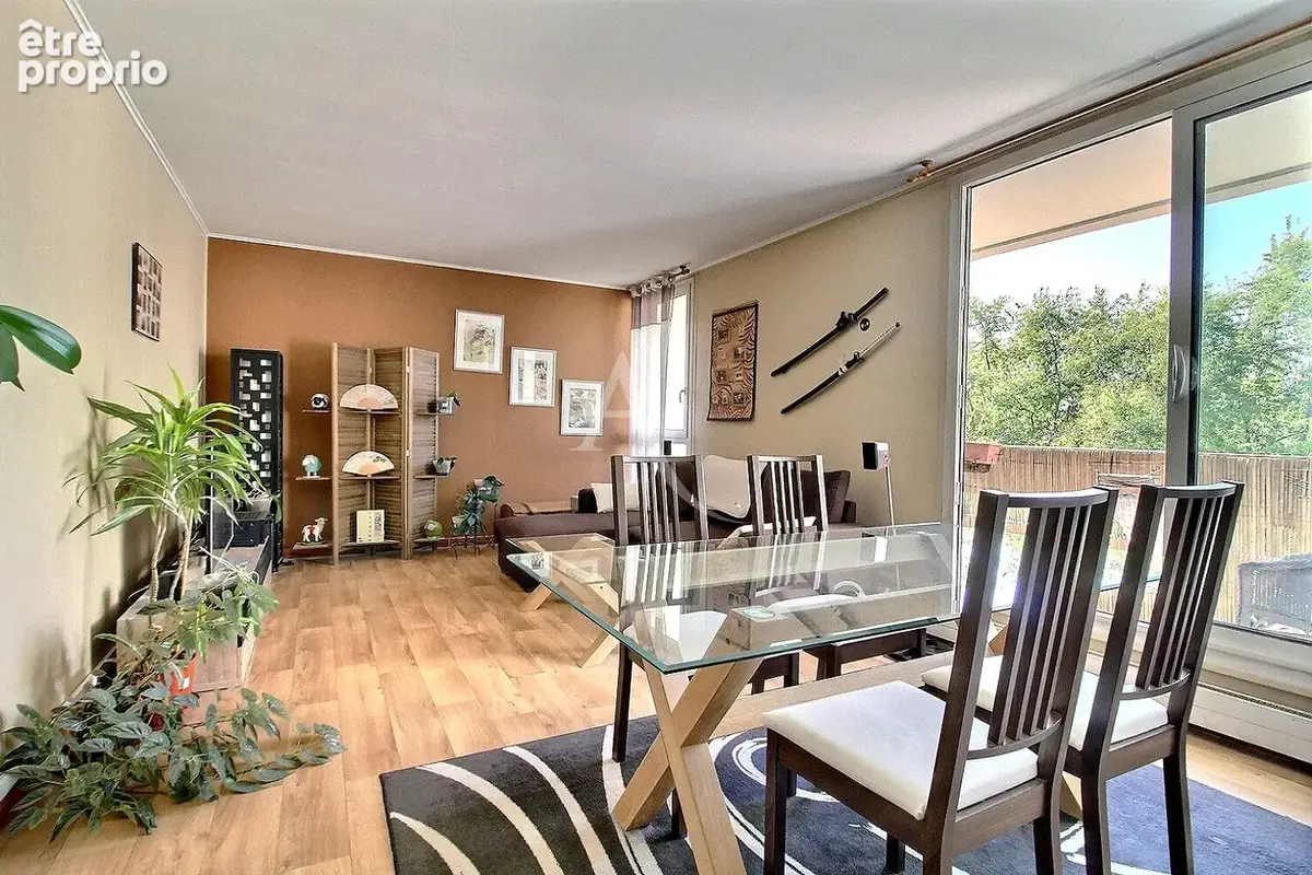 Appartement à ELANCOURT