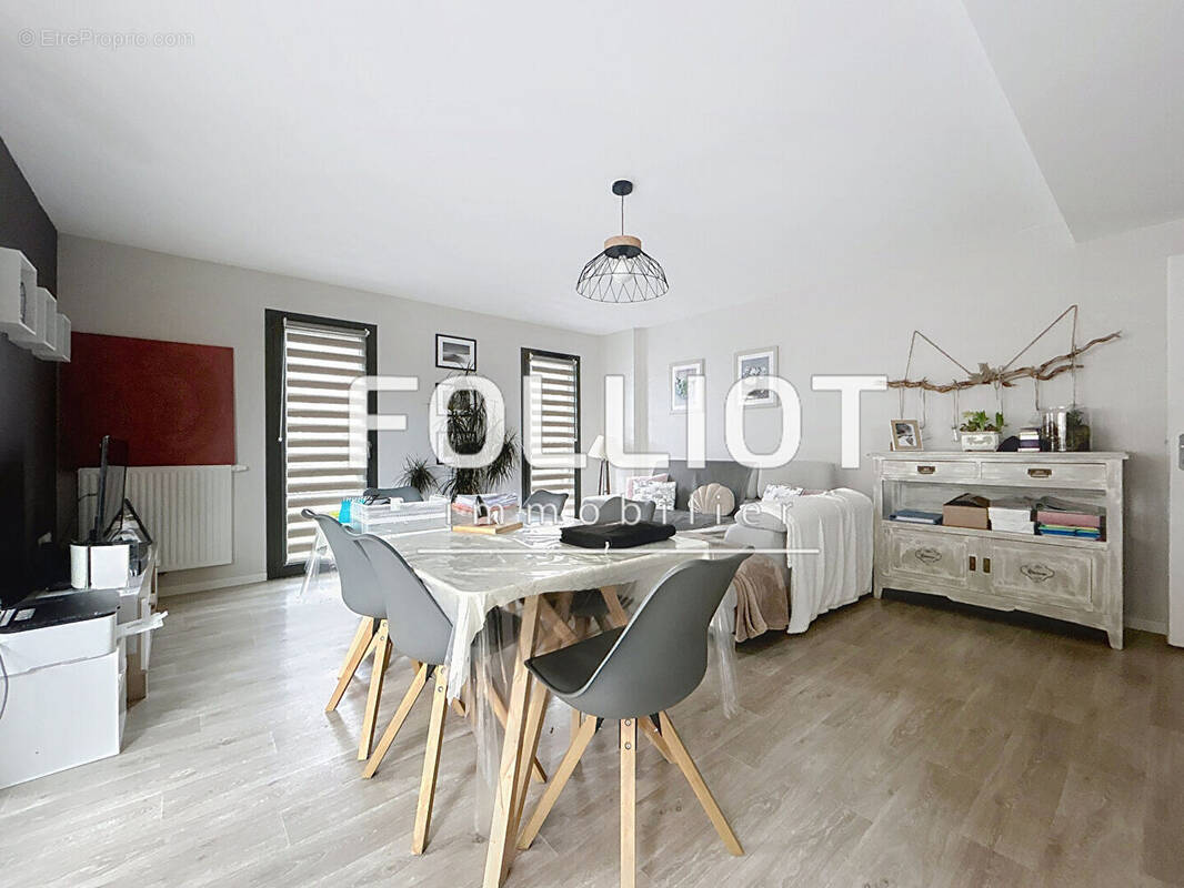 Appartement à SAINT-PAIR-SUR-MER