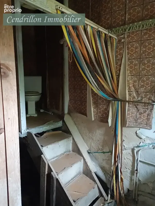 Maison mitoyenne de 118 m2 comprenant 3 chambres, avec un terrain total de 631 m2. - photo 6