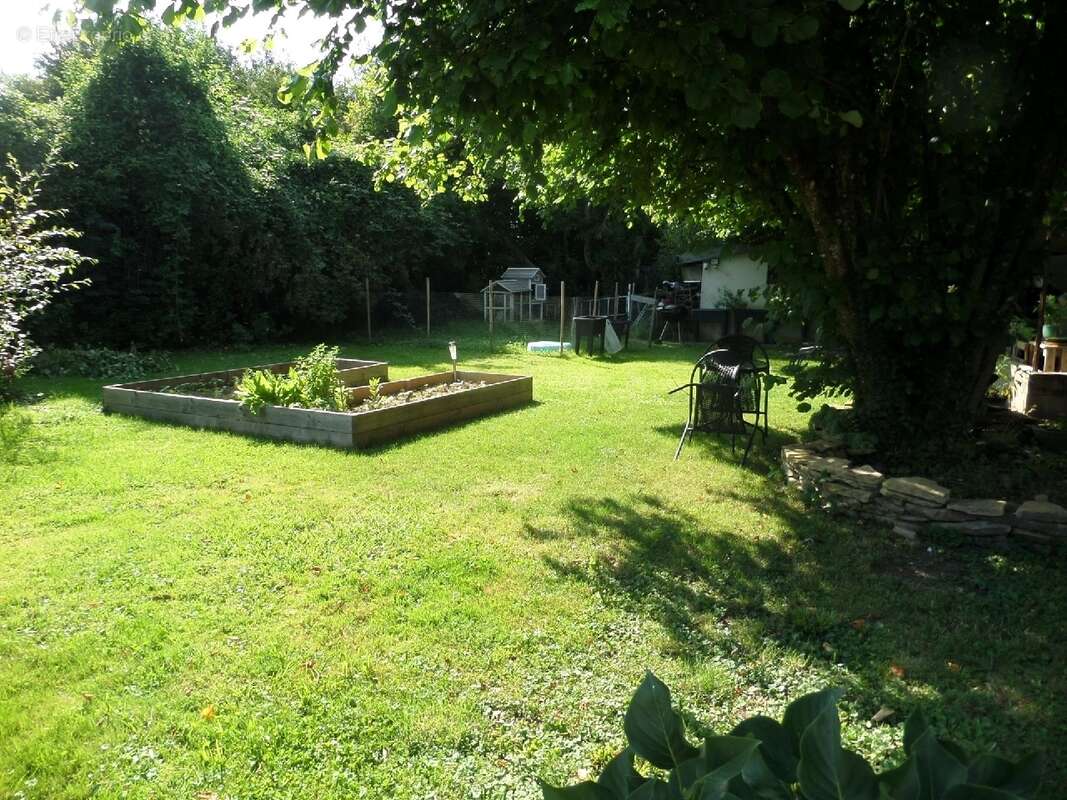 Maison à VOUJEAUCOURT