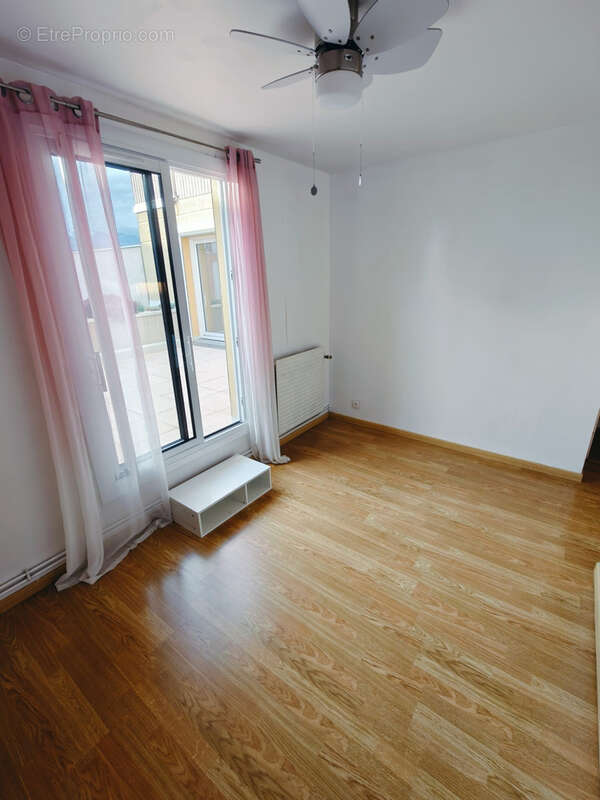 Appartement à POISAT