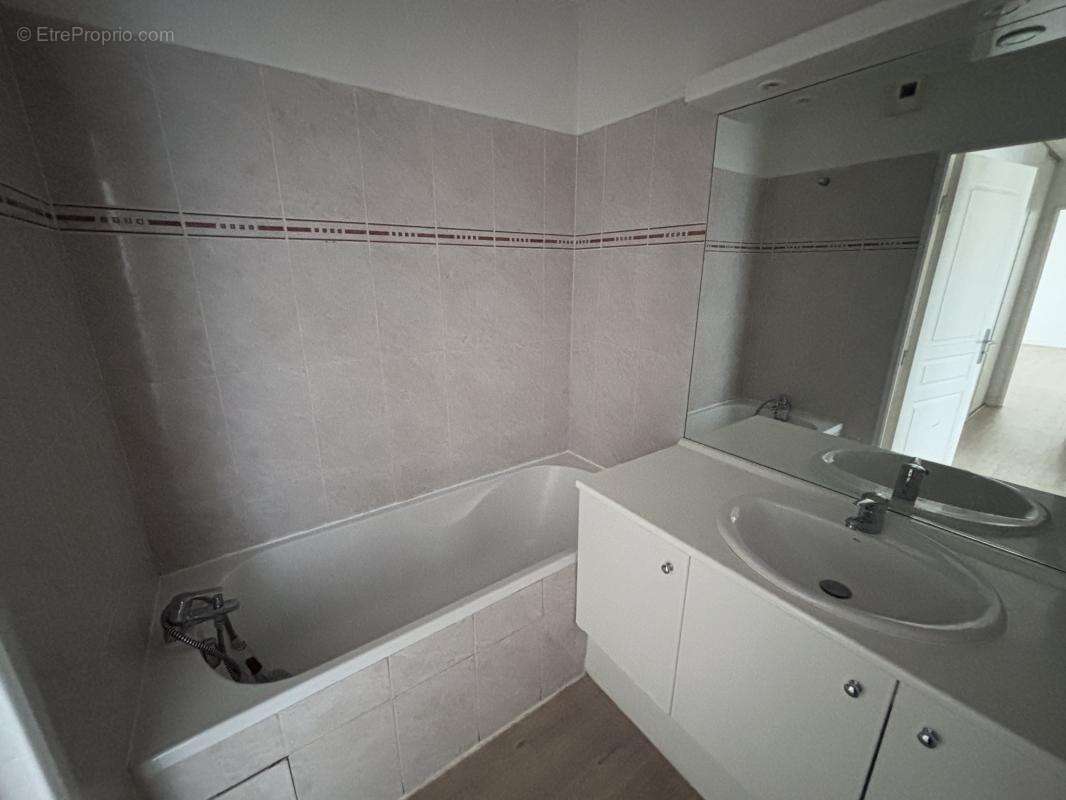 Appartement à MARSEILLE-14E