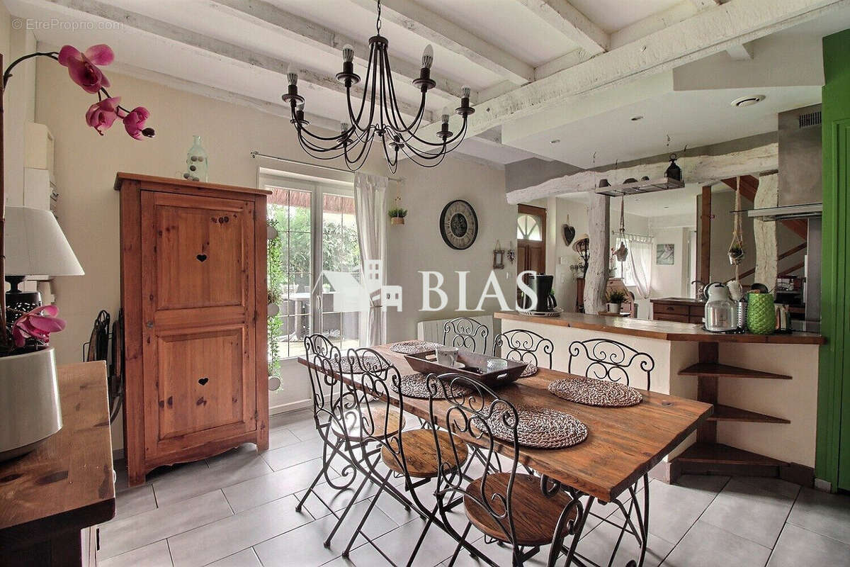 Maison à LE GROS-THEIL