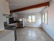 Photo 1 - Appartement à PORT-SAINT-LOUIS-DU-RHONE