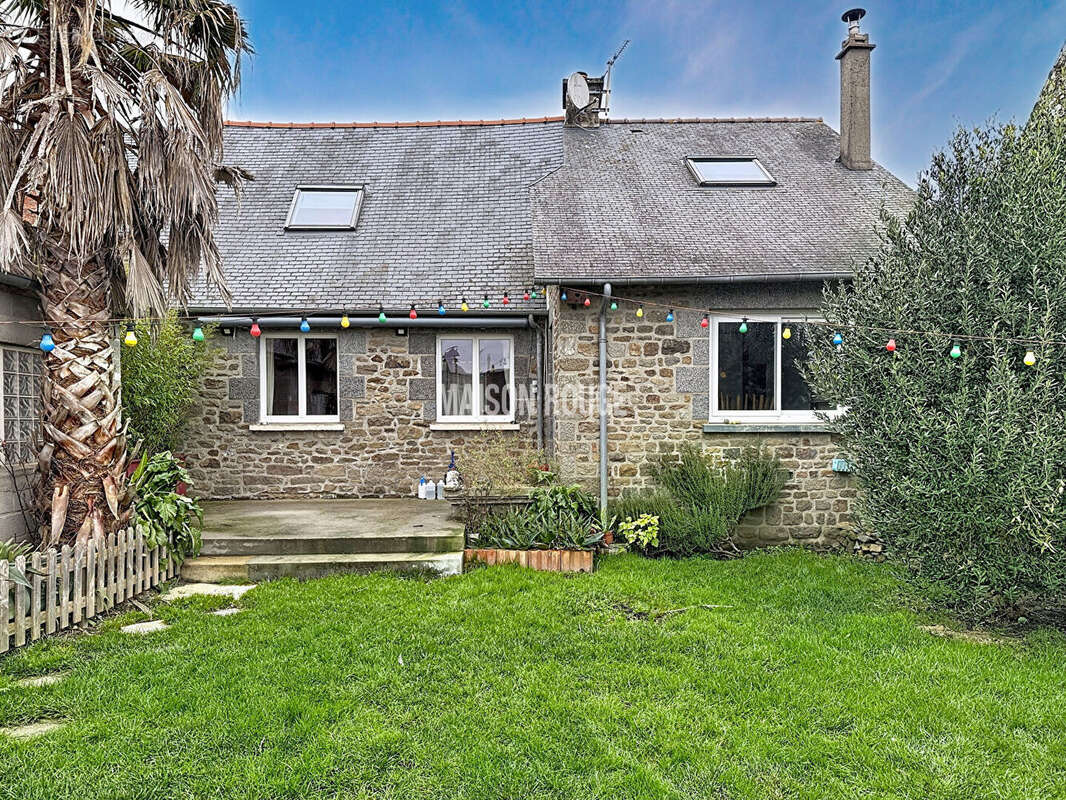 Maison à MINIAC-MORVAN