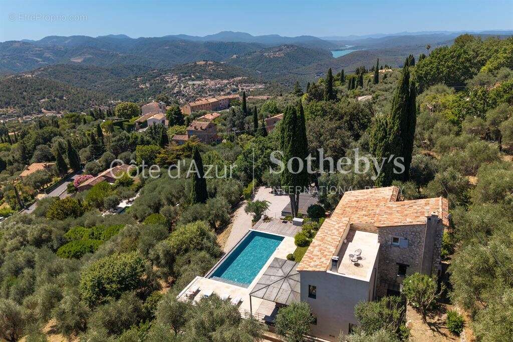 Le Tignet, villa rénovée vue mer panoramique, piscine à débordement et appartement - photo 10