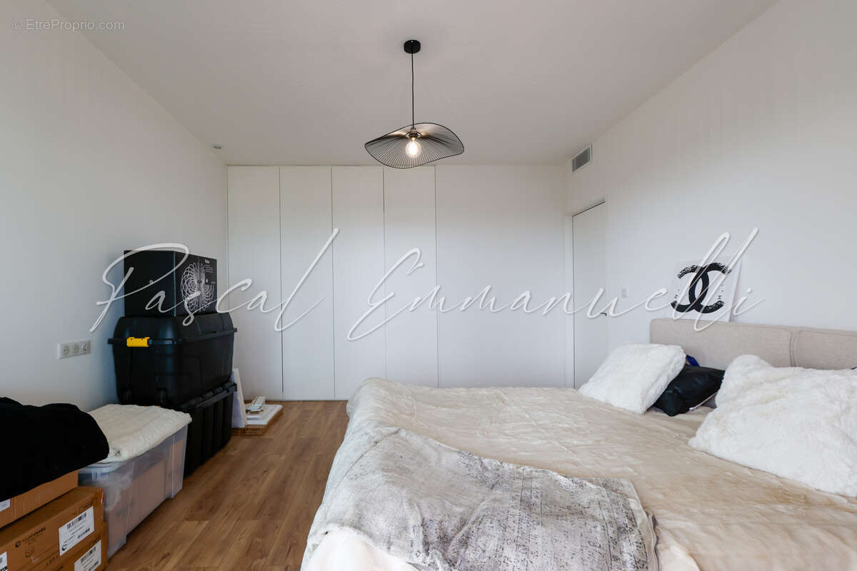 Appartement à VILLENEUVE-LOUBET