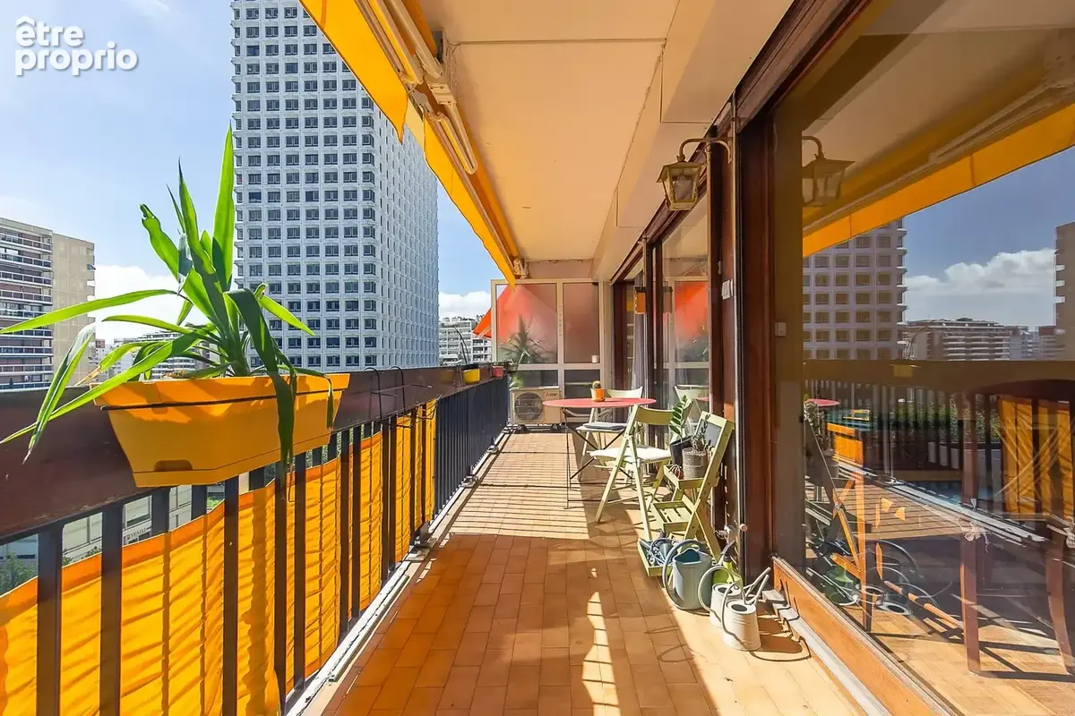 Appartement à MARSEILLE-6E