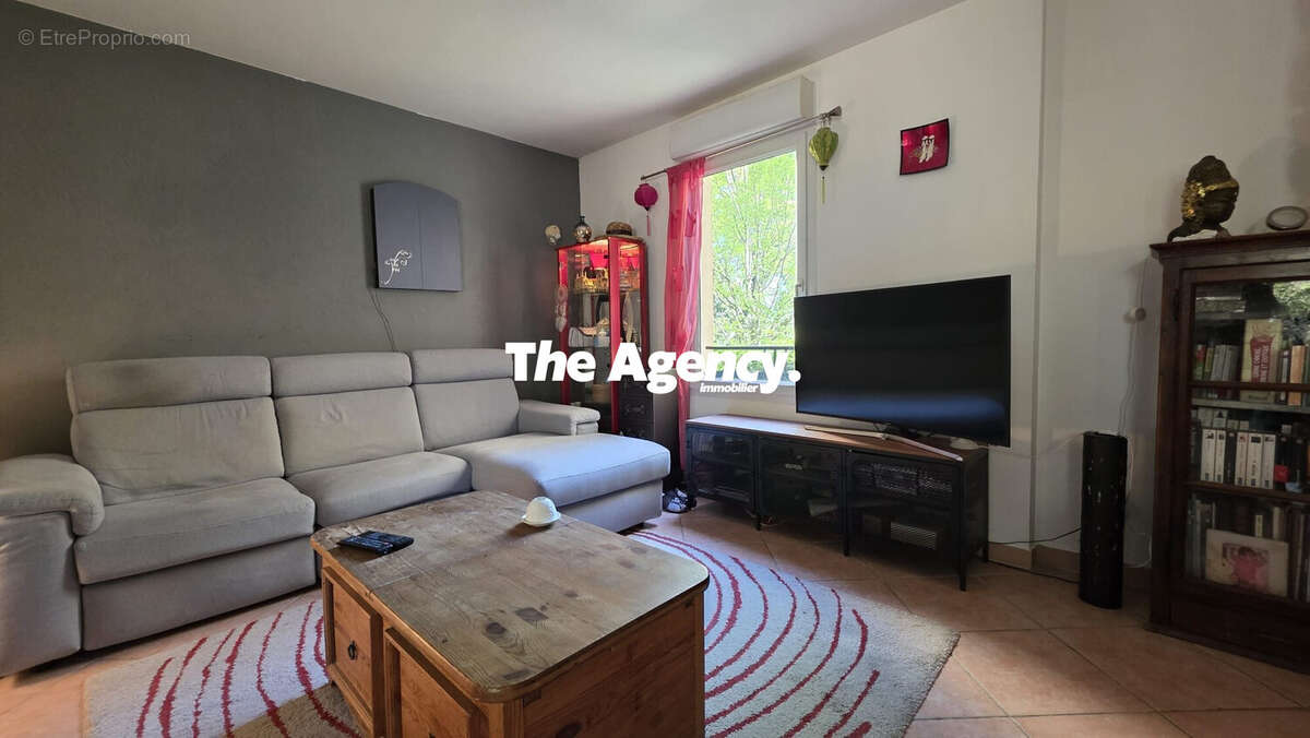 Appartement à MARSEILLE-9E