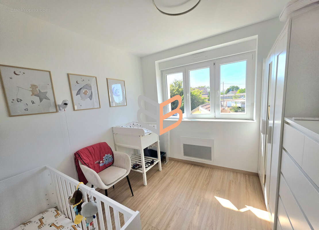 Maison 108 m² à Mercy-Le-Bas  - photo 9
