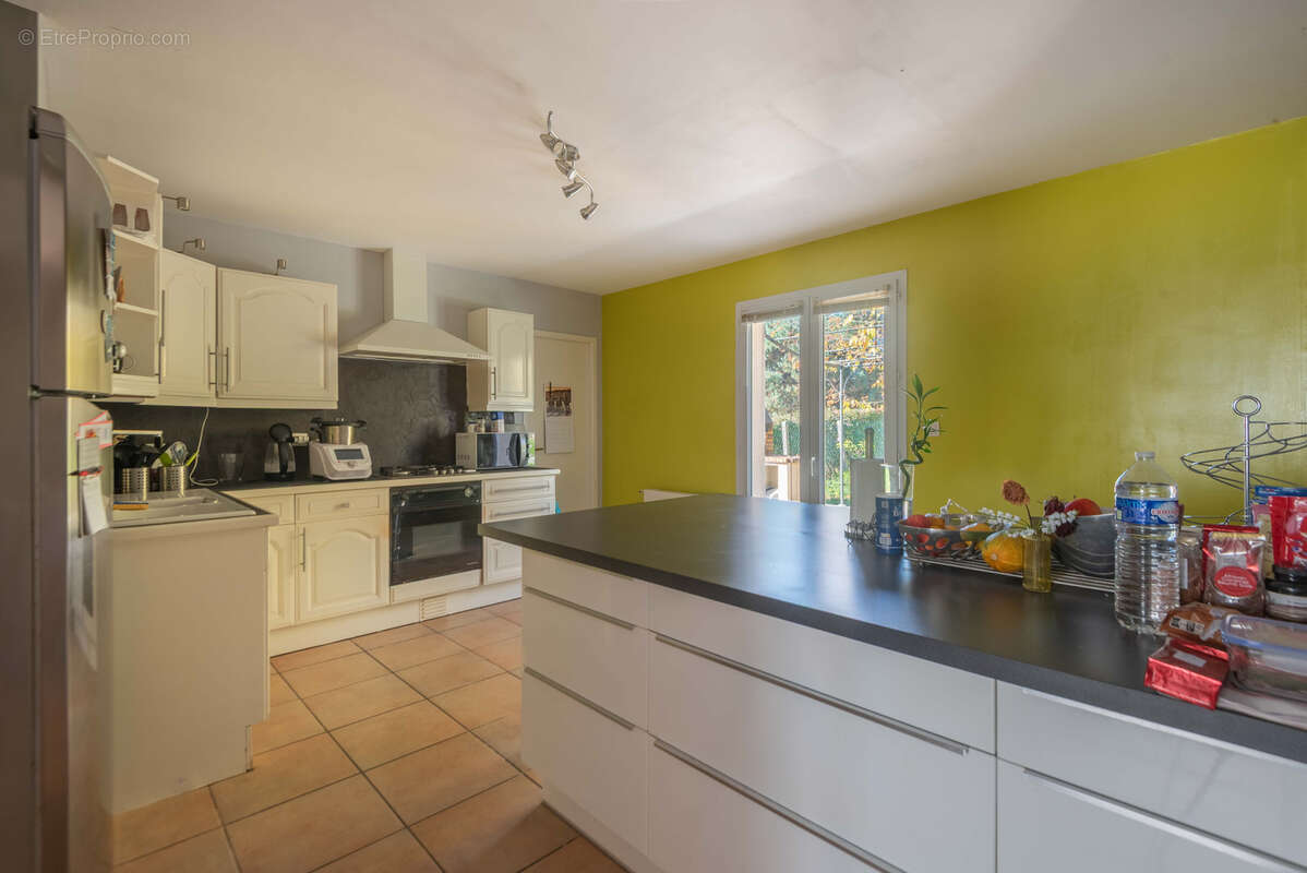 Maison à FARGUES-SAINT-HILAIRE