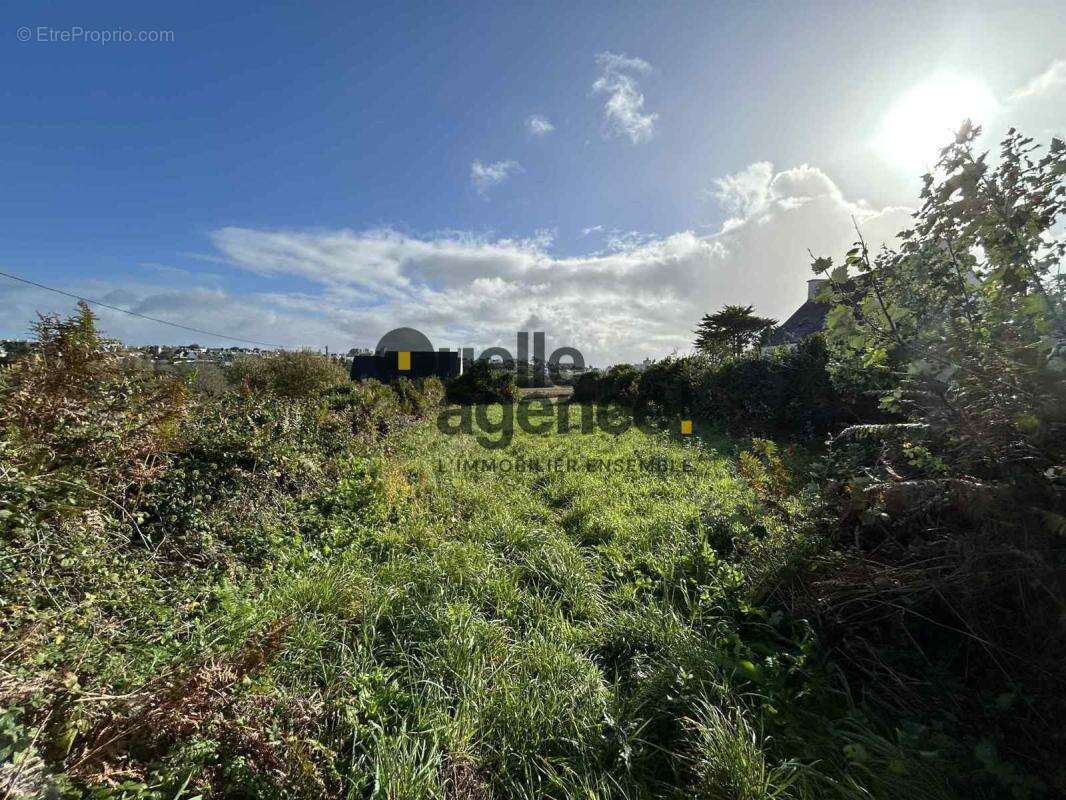 Terrain à bâtir de 1560 m2 à Plouhinec - photo 4