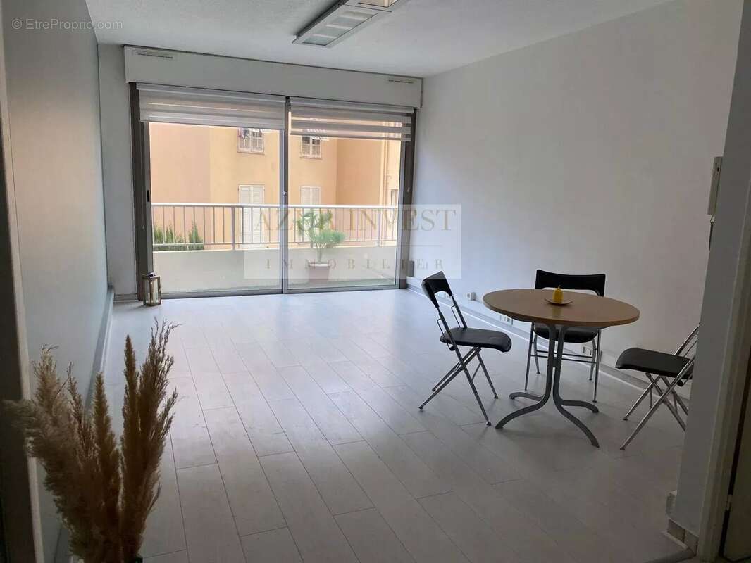 Appartement à BEAUSOLEIL