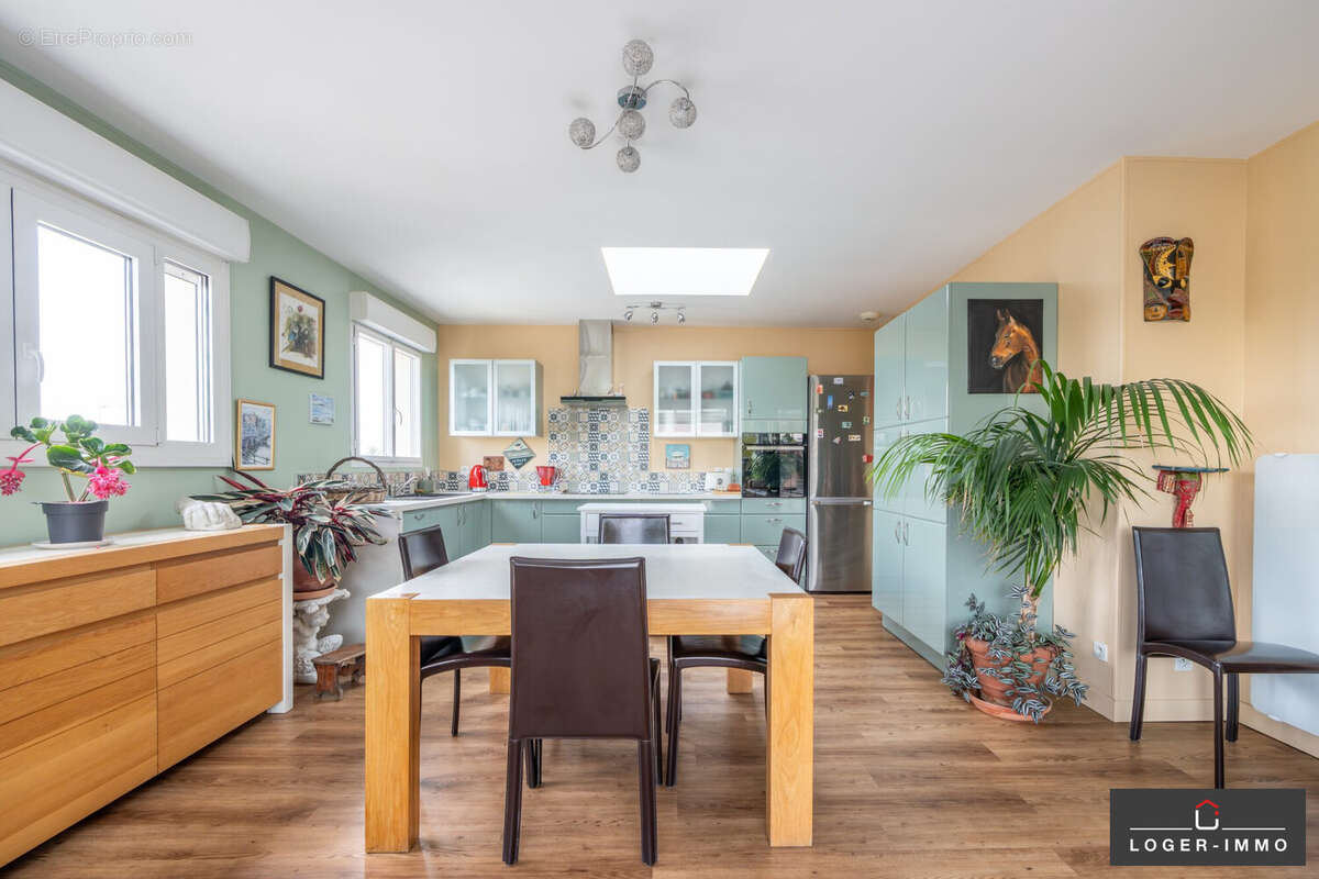 Appartement à NEUILLY-PLAISANCE