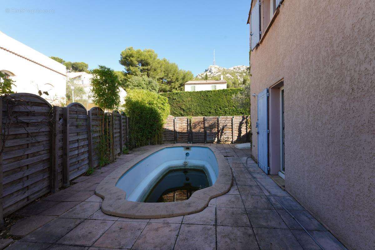 Maison à MARSEILLE-9E