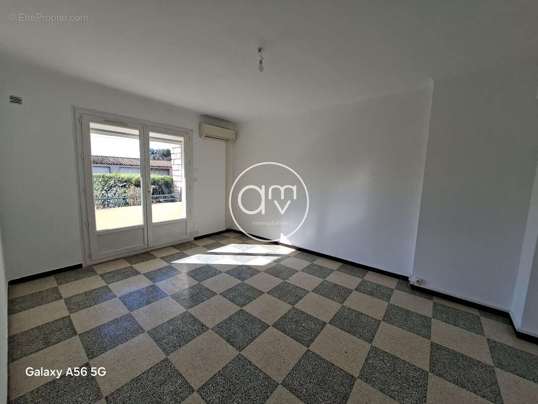 Appartement à LA VALETTE-DU-VAR
