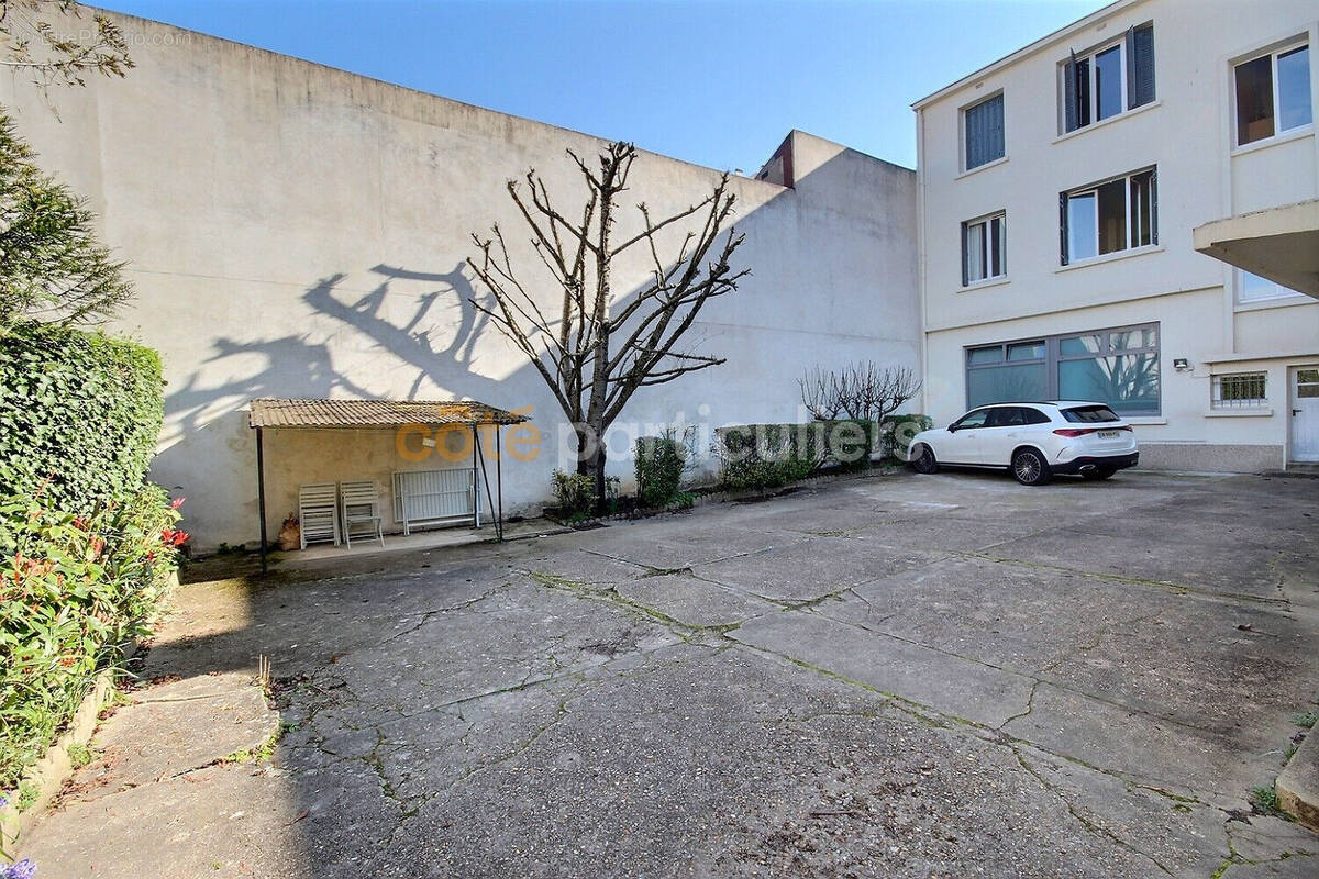 Appartement à CHATILLON