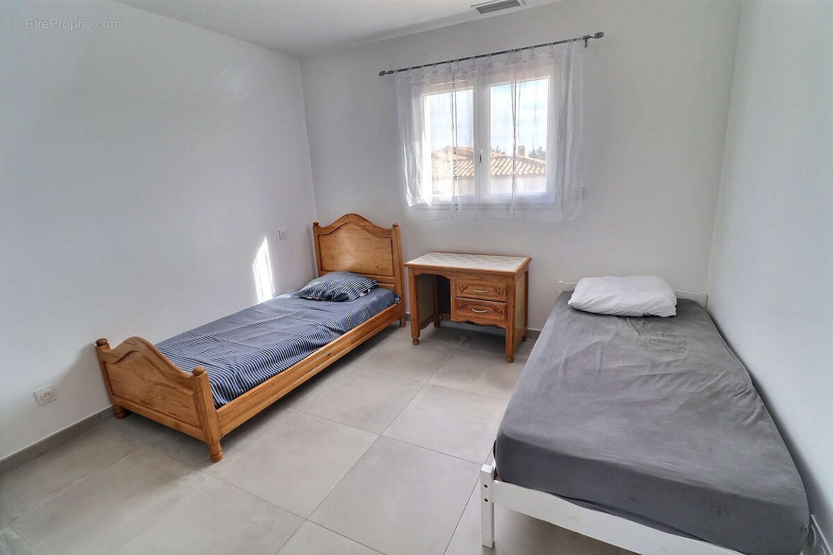 Maison à NEBIAN
