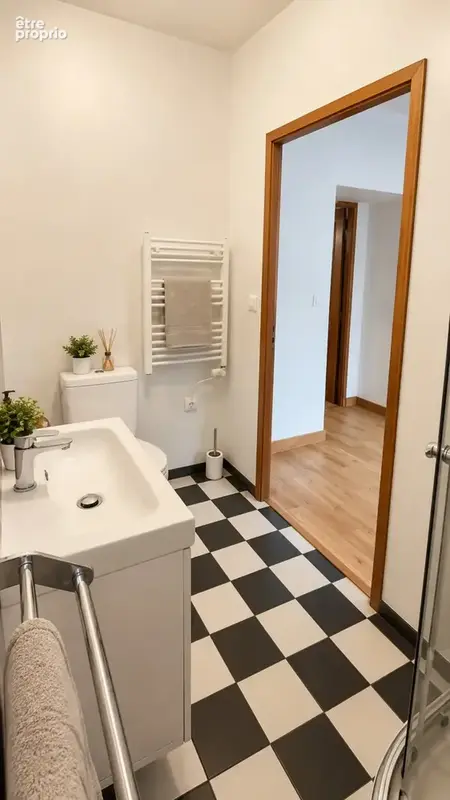 Maison 160 m² – 6 chambres – cœur de Viriville – fort potentiel - photo 19