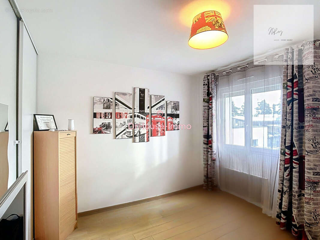 Maison 198 m² à La Chapelle-Saint-Mesmin  - photo 10