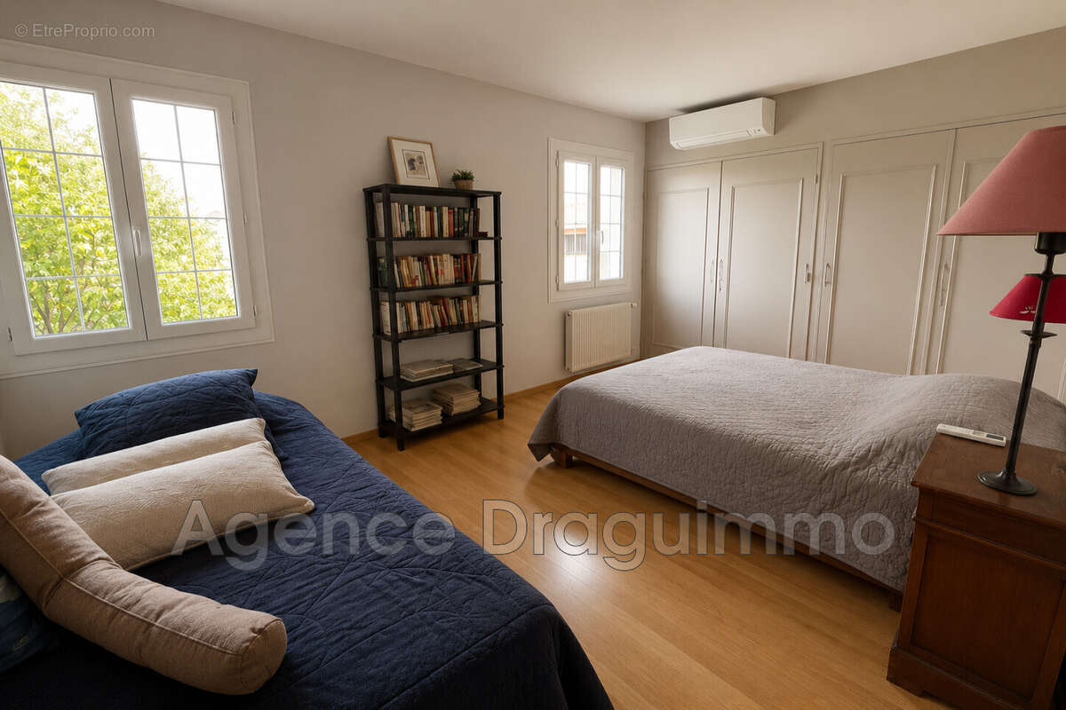Maison à DRAGUIGNAN