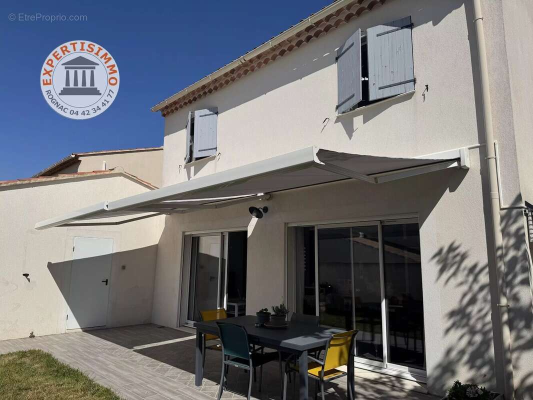 Maison à LA FARE-LES-OLIVIERS