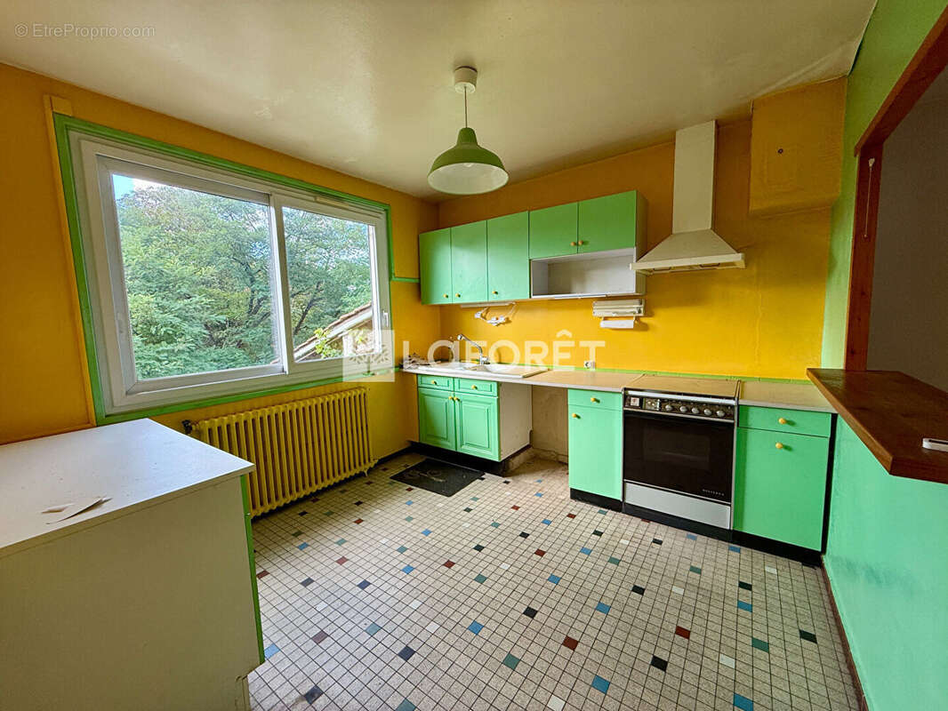 Maison à VERDELAIS