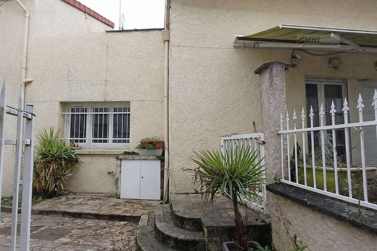 Appartement à CHOISY-LE-ROI