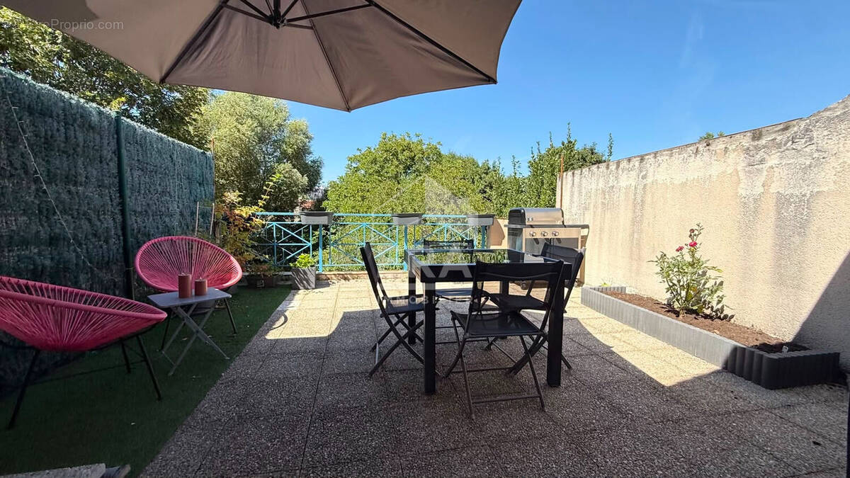 Appartement à CORBEIL-ESSONNES