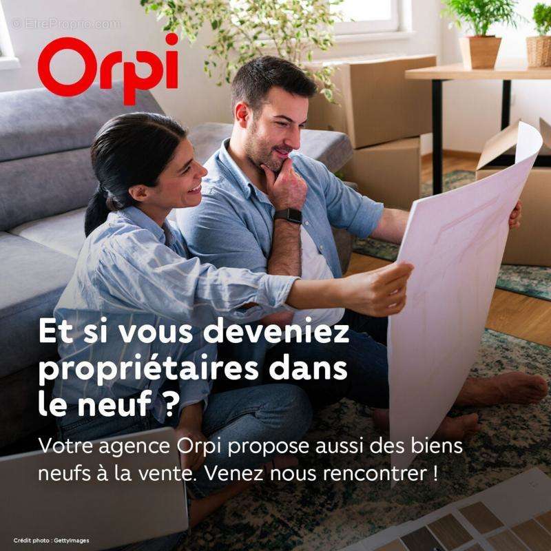 Appartement à LA ROQUETTE-SUR-SIAGNE