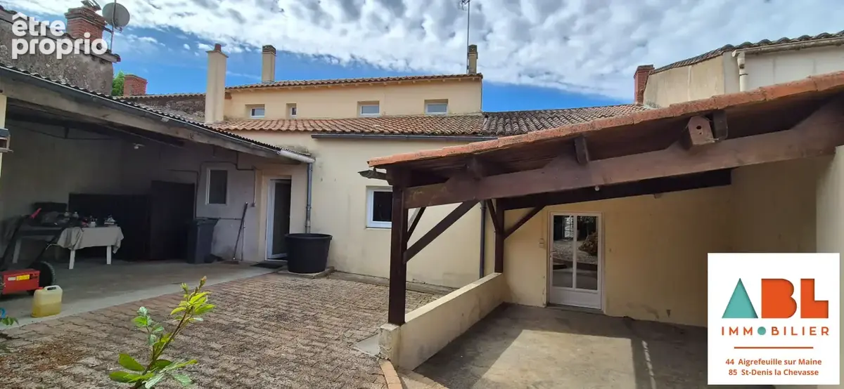 Chavagnes En Paillers 114m² - beaucoup de potentiel - photo 9