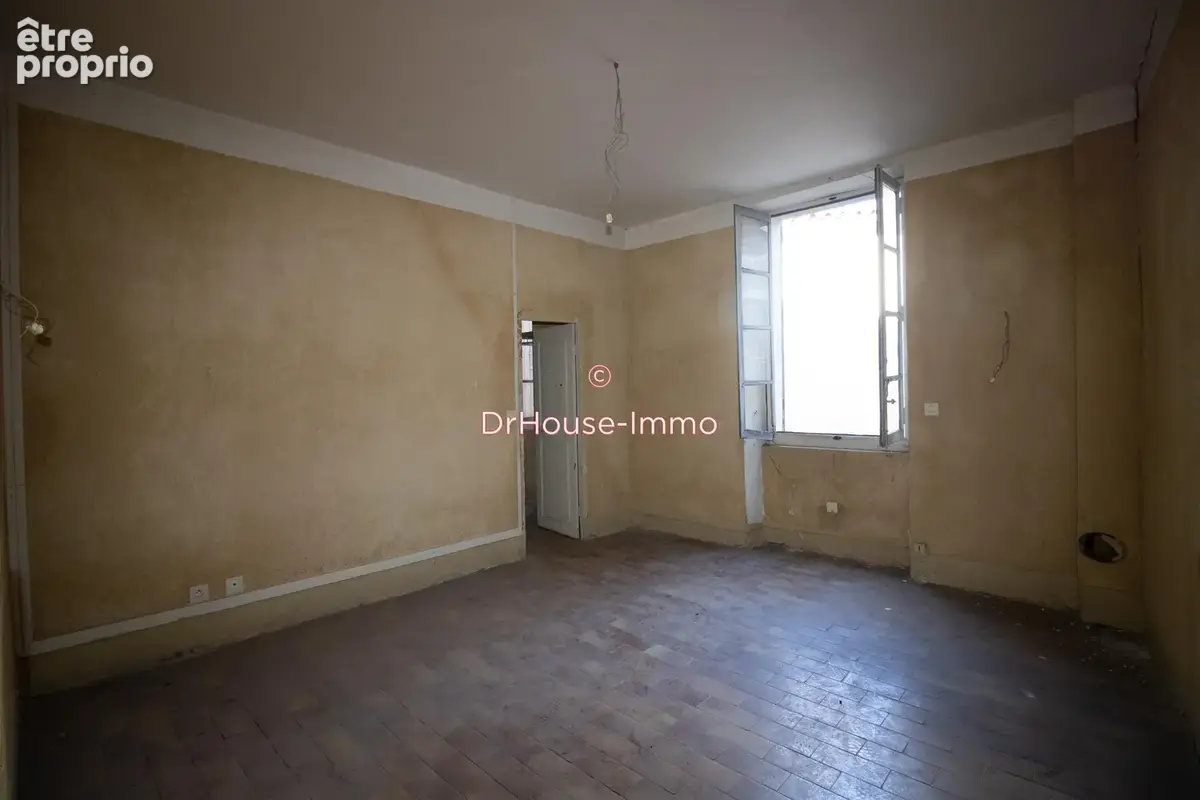 Appartement 25 pièces 450 m² à vendre à Saint-Ambroix (30500) - photo 18