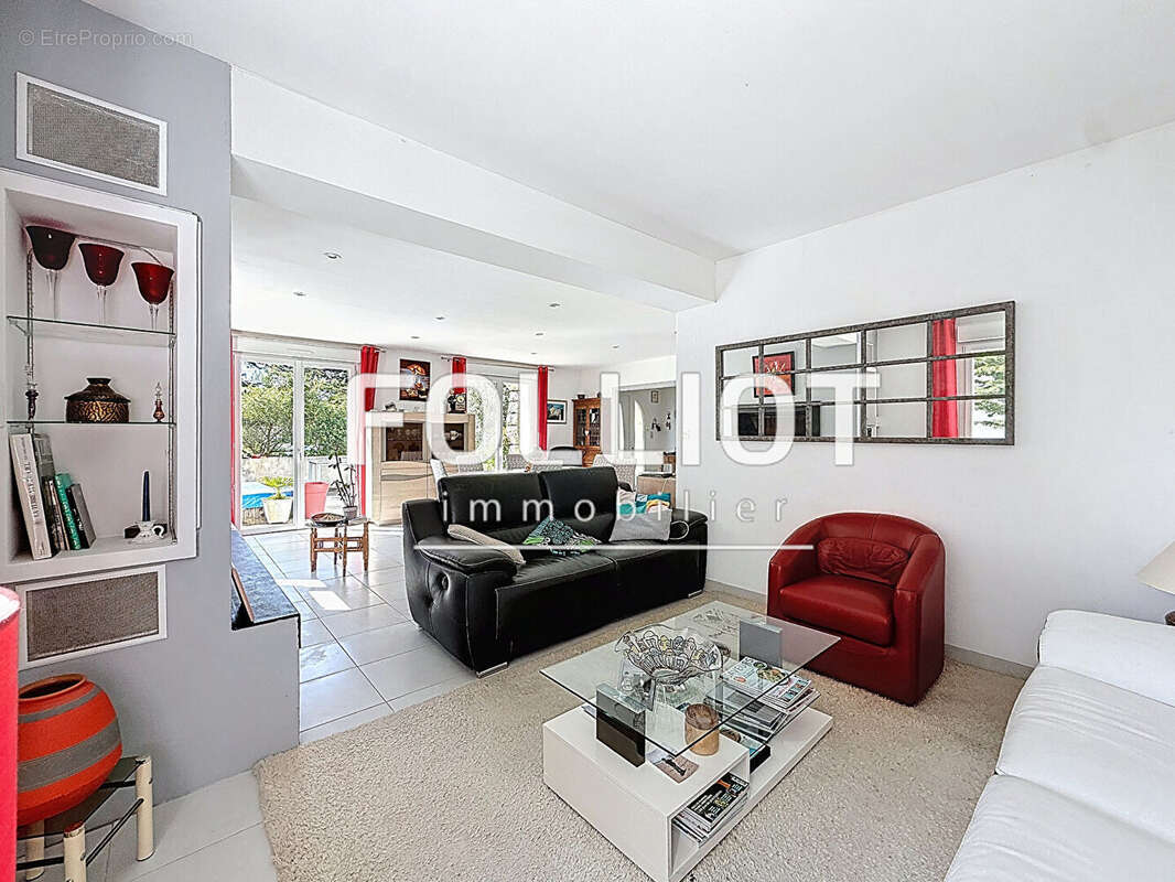 Maison à SAINT-PAIR-SUR-MER