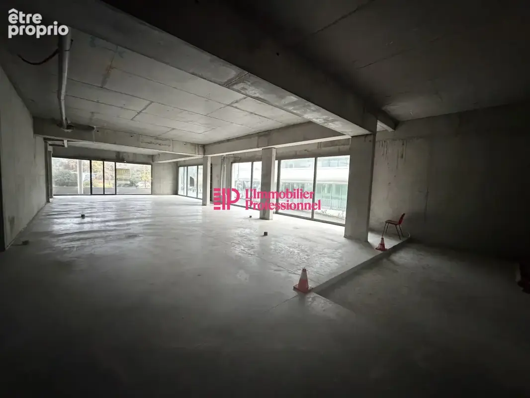 Commerce 218 m² à vendre à Hennebont (56700) - photo 6