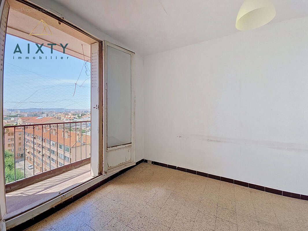 Appartement à MARSEILLE-14E